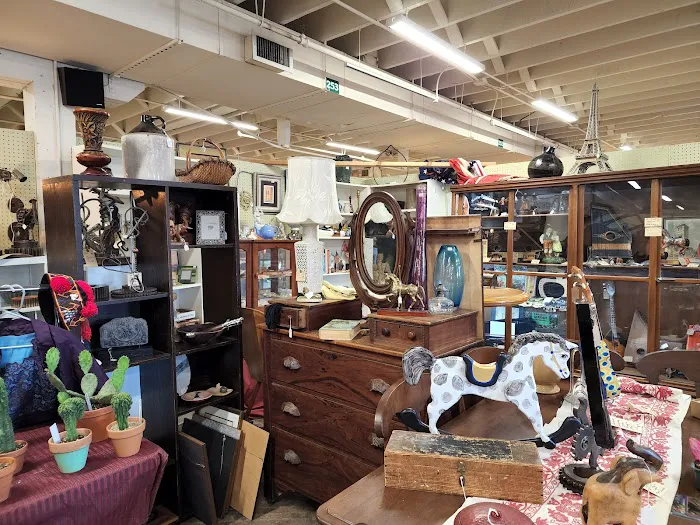 Bloomington Antique Mall 4
