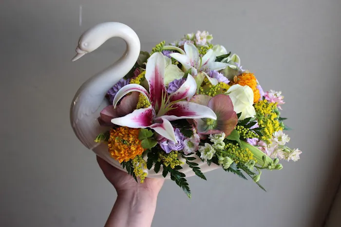 Bloomin' Tons Floral Co. 5