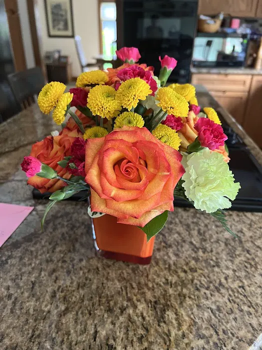 Judy's Flowers & Gifts (40+ years in business!) 0
