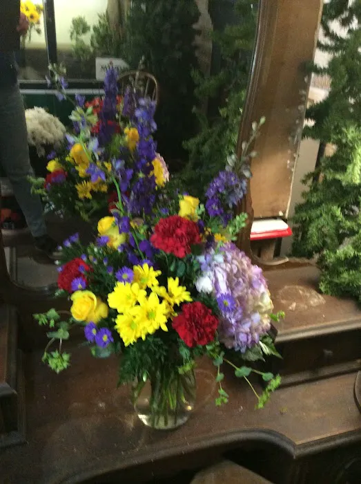 Judy's Flowers & Gifts (40+ years in business!) 4