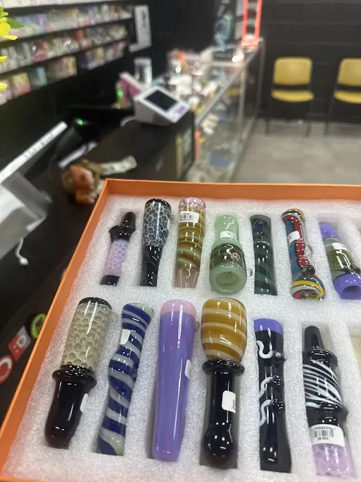 The Vibe Smoke & Vape 9