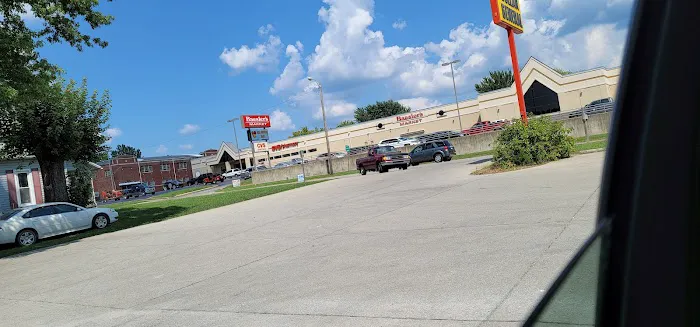 Baesler's Market 8