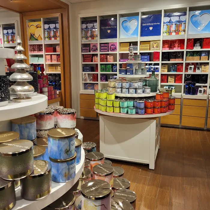 Bath & Body Works 4