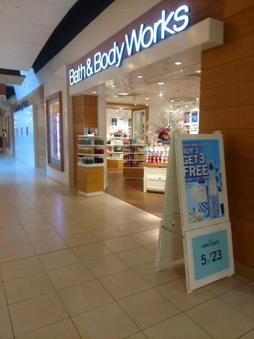 Bath & Body Works 2