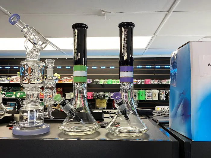 G Smoke Shop 5