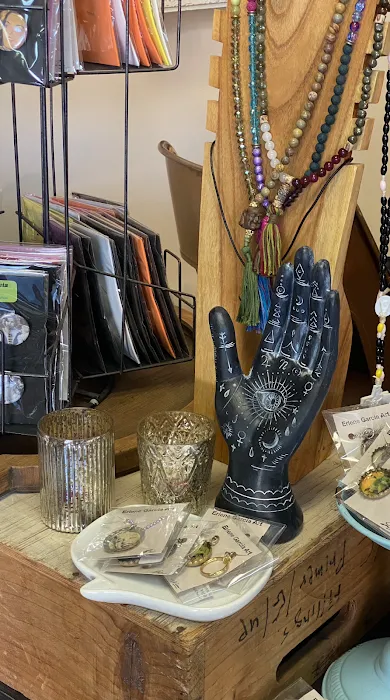 Chasing Rainbows Native American Store 3