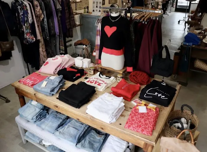April Blooms Boutique 6