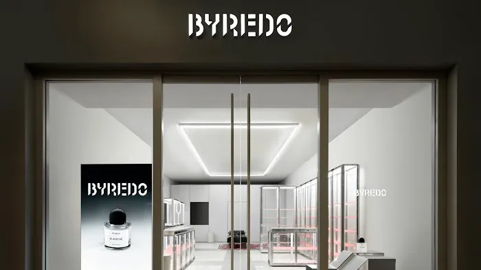 BYREDO Atlanta Phipps Plaza 8