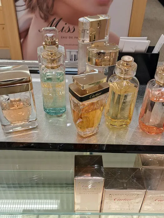Bloomingdale's 5