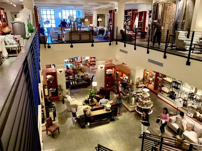 Pottery Barn 0