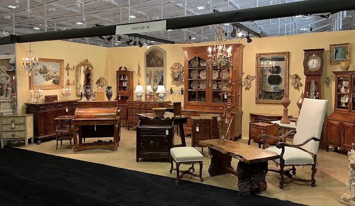 Olivier Fleury, Inc. French Antiques 1