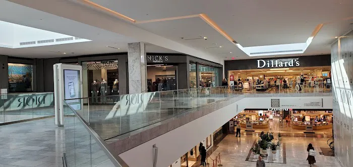 Dillard's 8