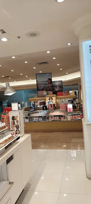 Dillard's 9