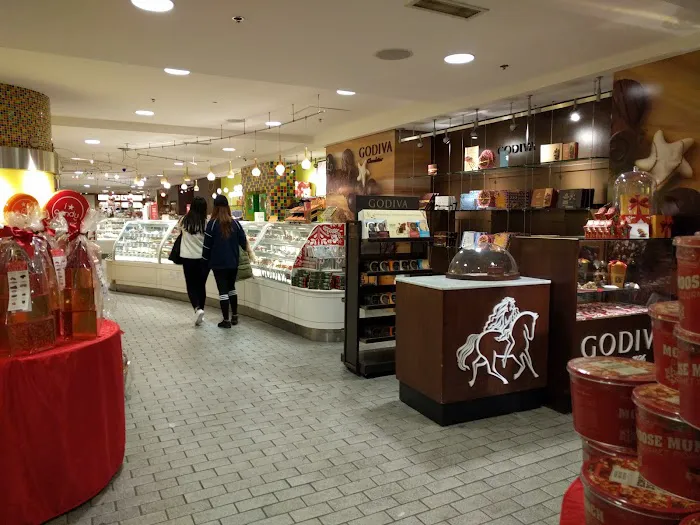 Macy's 9