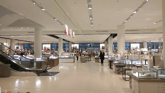 Nordstrom 9