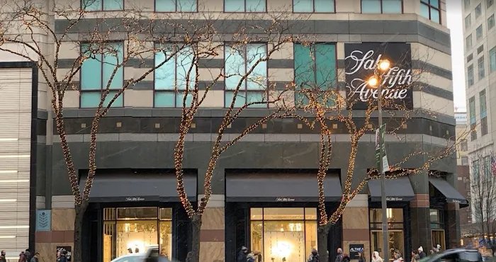 Saks Fifth Avenue 8