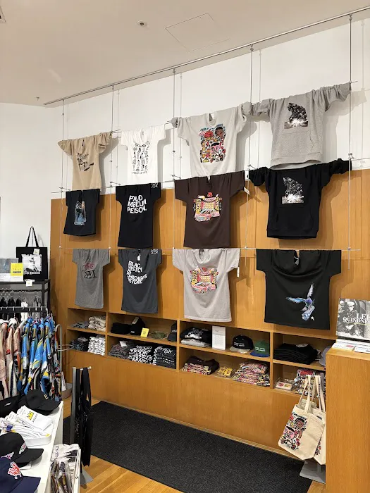 MCA Store 2