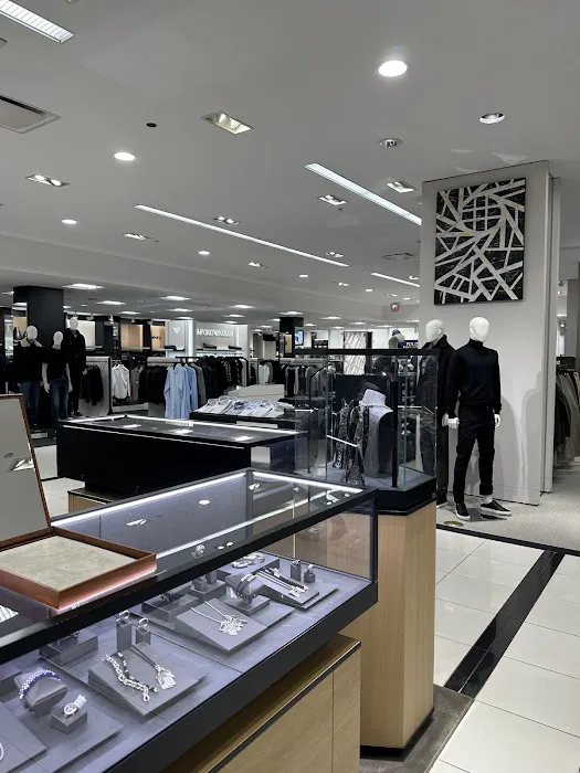 Bloomingdale's 3