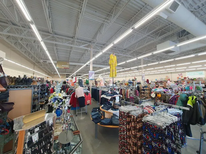 Idaho Youth Ranch Thrift Store 9