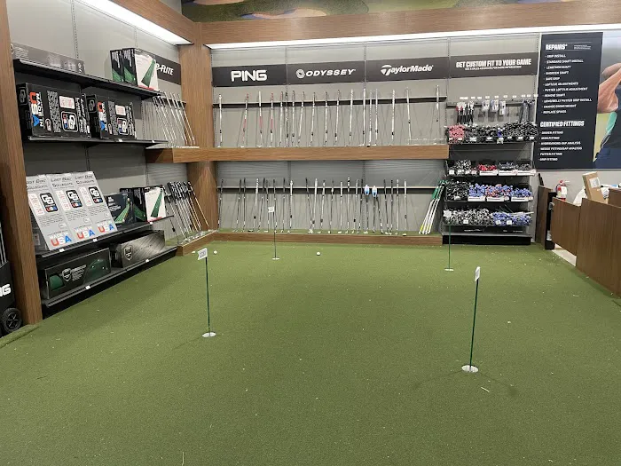 DICK'S Sporting Goods 7