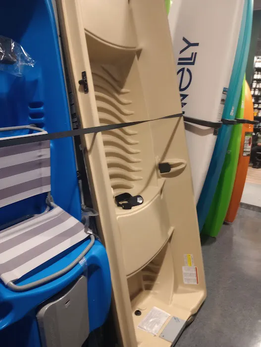 DICK'S Sporting Goods 9