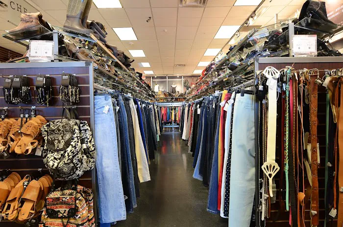 Uptown Cheapskate Idaho Falls 5