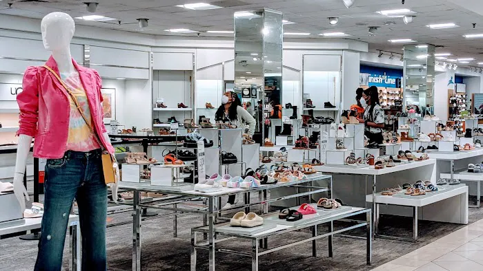 Macy's 4