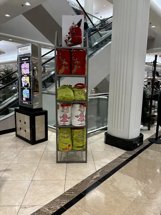Dillard's 2