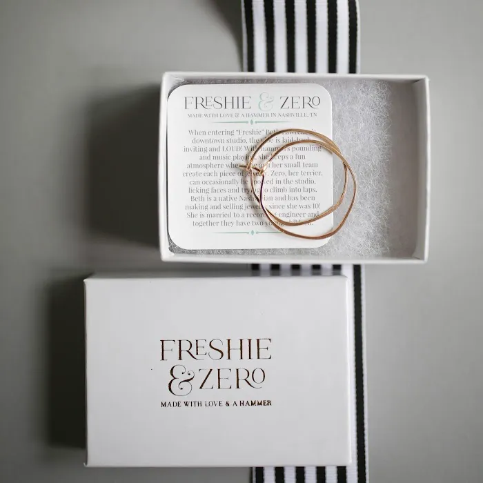 Freshie & Zero Studio Shop 1