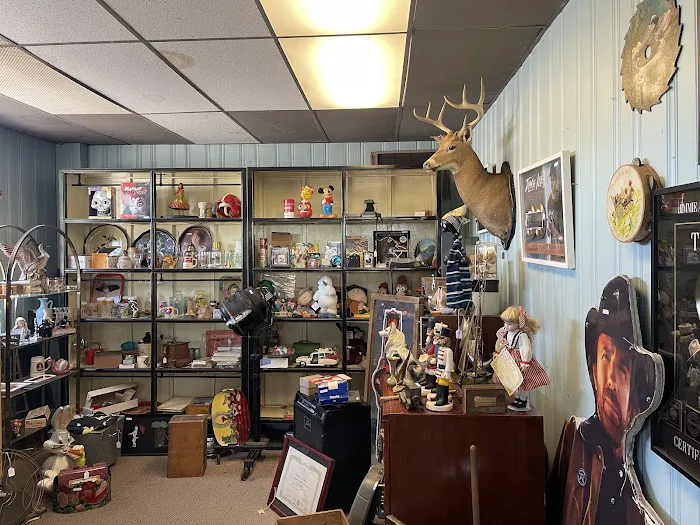 Goodlettsville Antique Mall 6