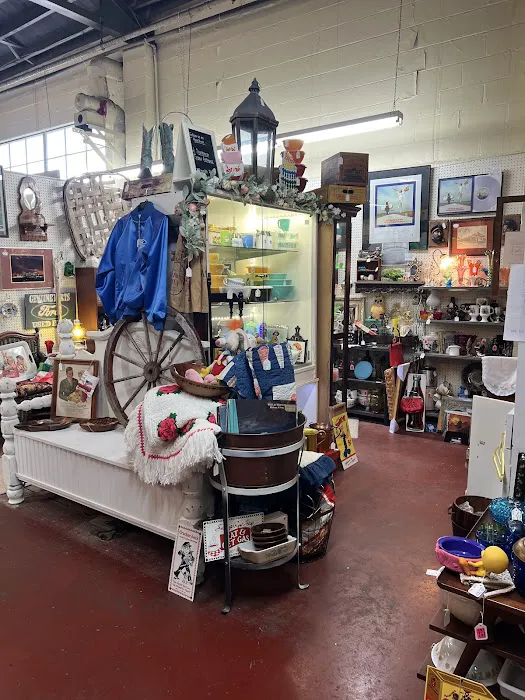 Goodlettsville Antique Mall 5