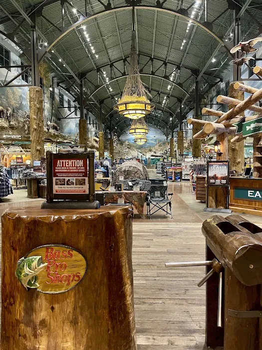 Bass Pro Shops 8