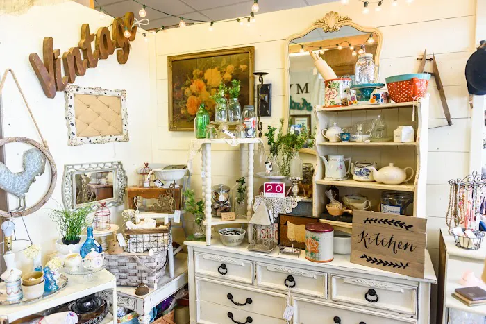 Music Valley Antiques & Marketplace 5