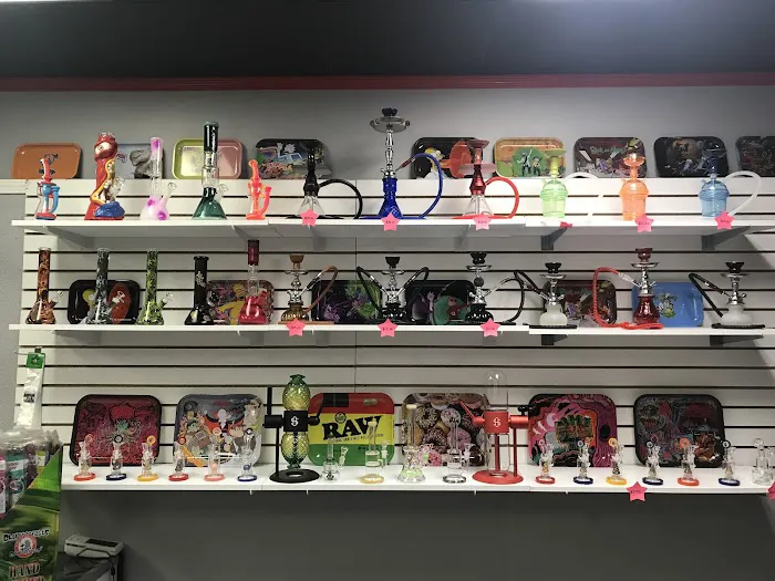 Smoker'z Choice Smoke Shop 1