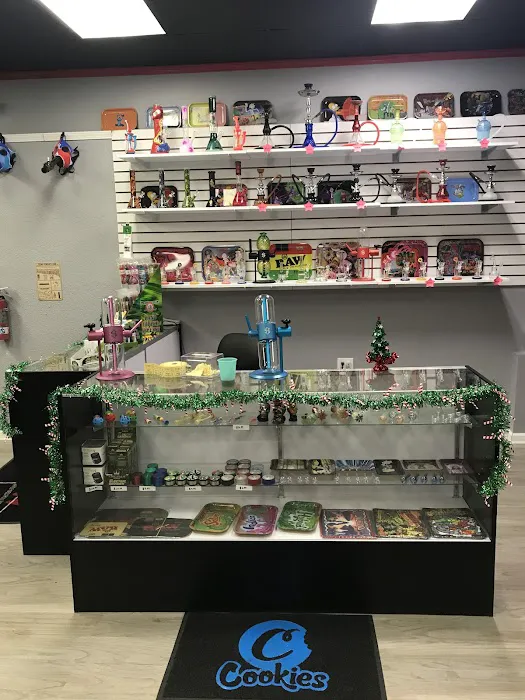 Smoker'z Choice Smoke Shop 8