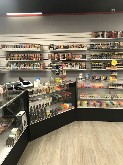 Smoker'z Choice Smoke Shop 9