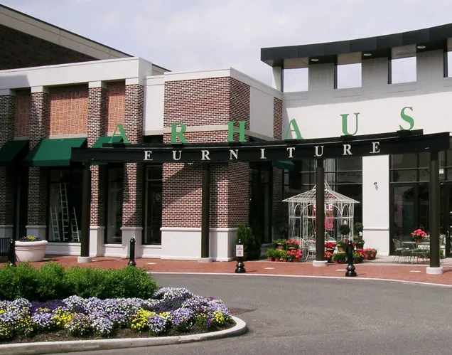Arhaus 9