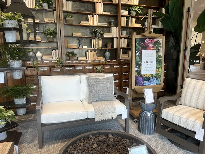 Arhaus 1