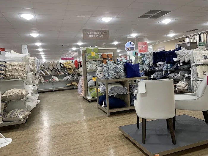 T.J. Maxx & HomeGoods 2