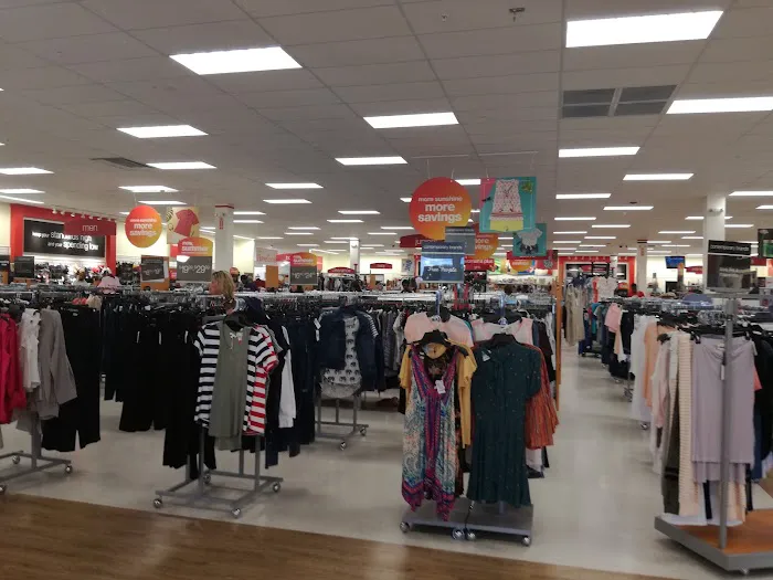 T.J. Maxx & HomeGoods 9