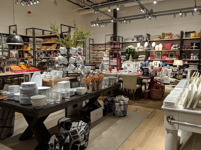Williams-Sonoma 7