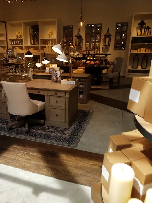 Pottery Barn 0