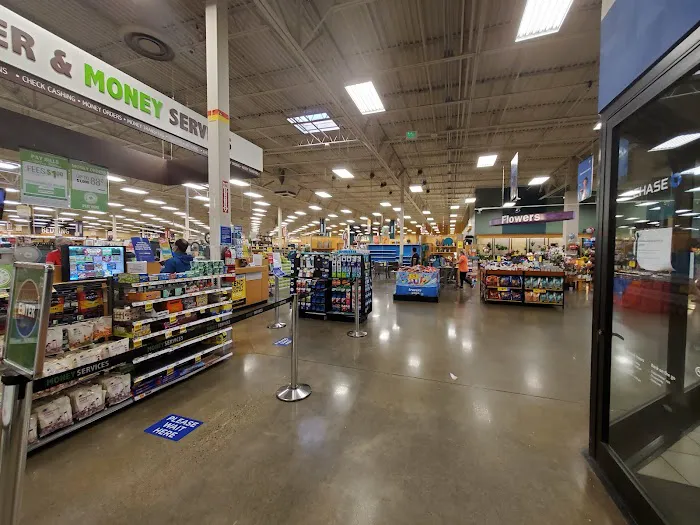 Fred Meyer 2