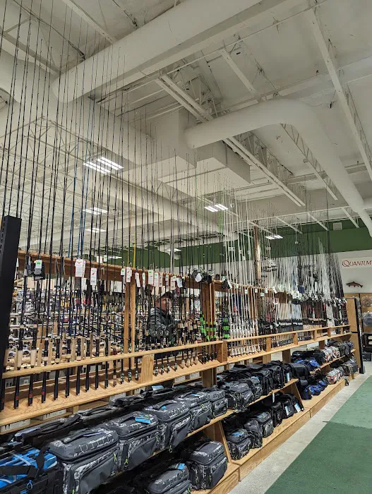 Sportsman's Warehouse 7
