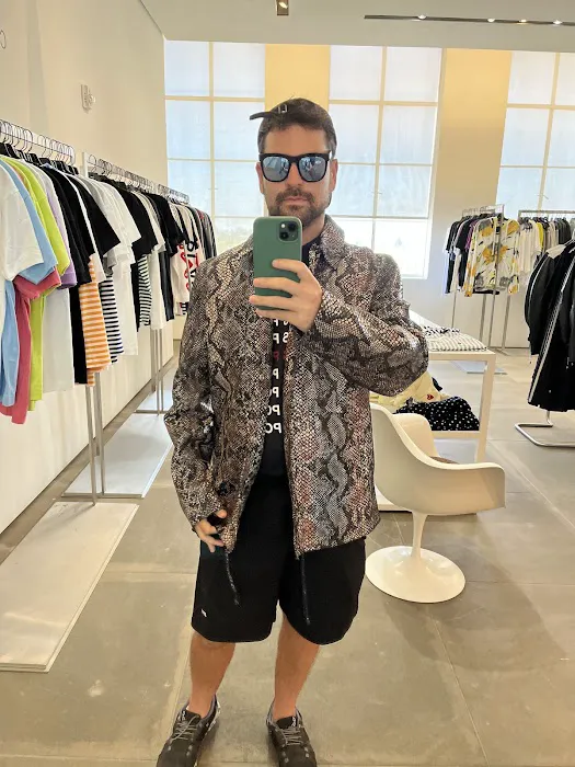 Saks Fifth Avenue 3