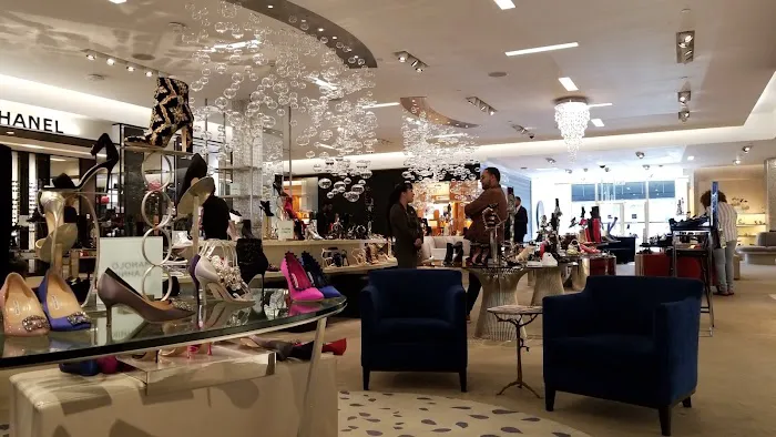 Saks Fifth Avenue 9