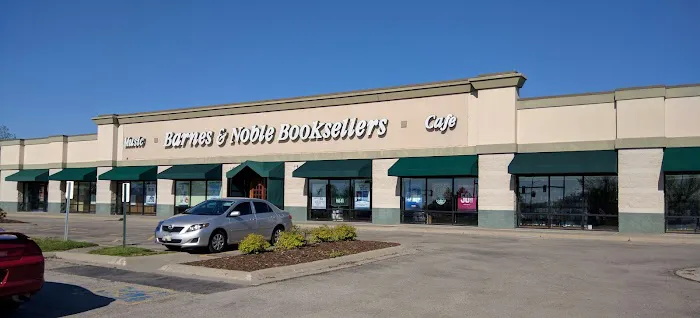 Barnes & Noble 1