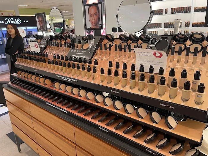 Dillard's 1