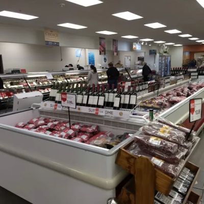 Hy-Vee Grocery Store