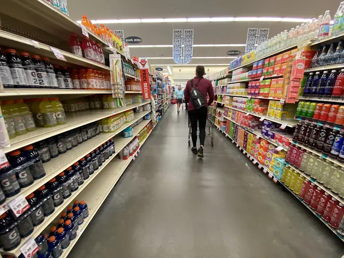 Hy-Vee Grocery Store 9
